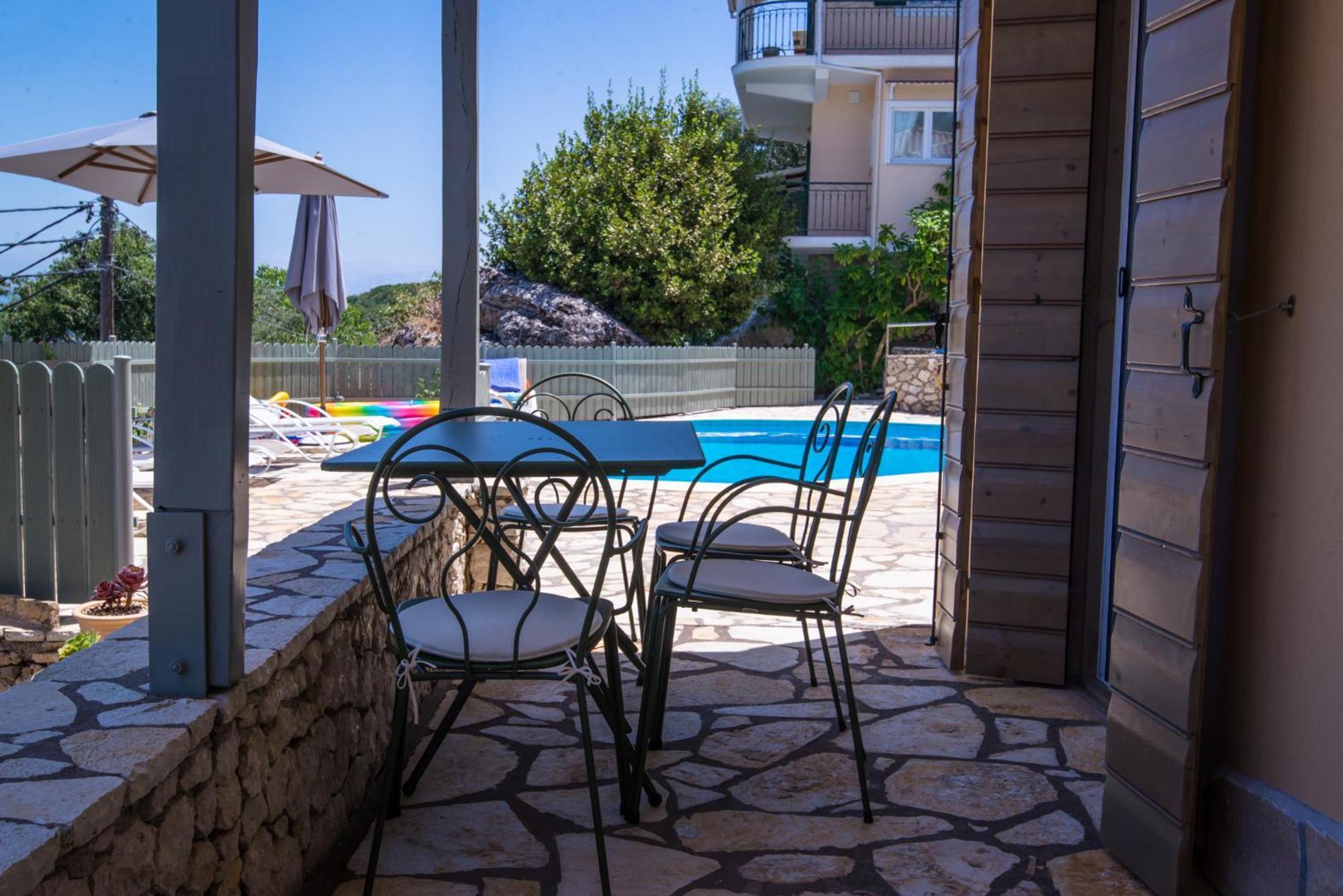 Katouna Holidays Exterior photo